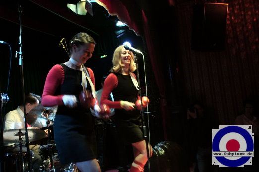 The Montesitas (D) with The Montesas - Twist Stomp, Noels Ballroom, Leipzig 11. Februar 2012 (3).JPG